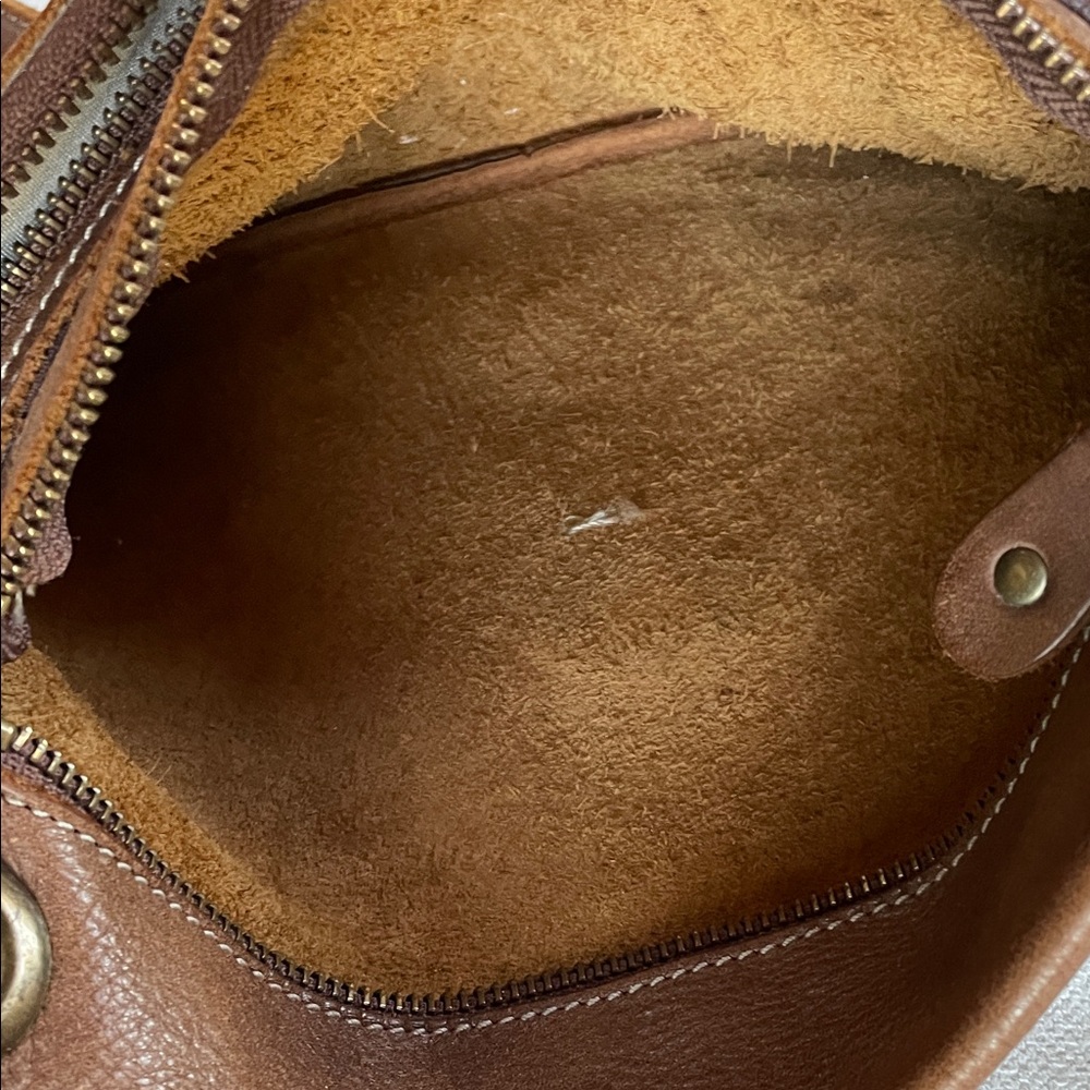 Roots Village Crossbody Bag Camel Leather - Picture 6 of 6